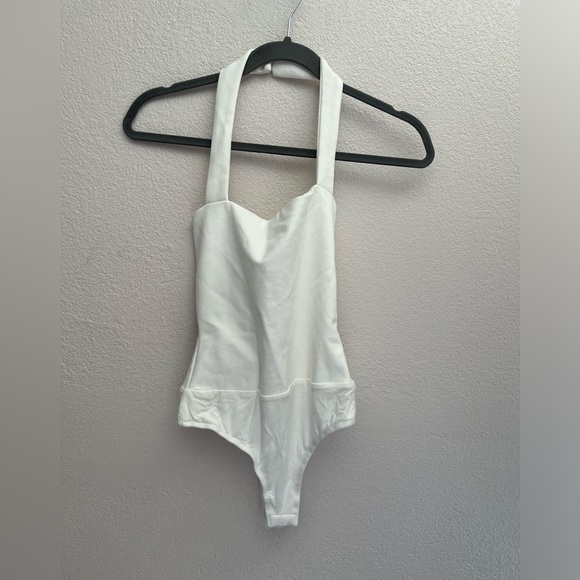 Superdown reece halter bodysuit White Halter Bodysuit Size XS - Picture 4 of 10